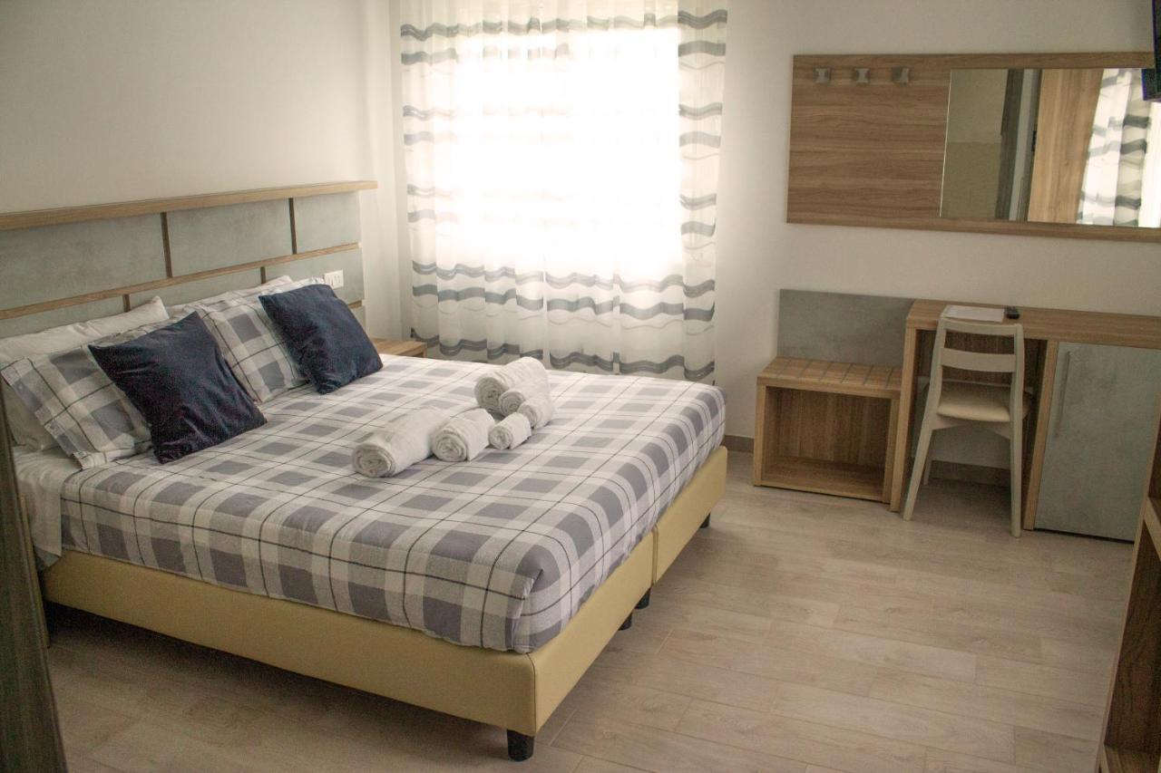 B&B Arco Dei Sogni Celano Bagian luar foto