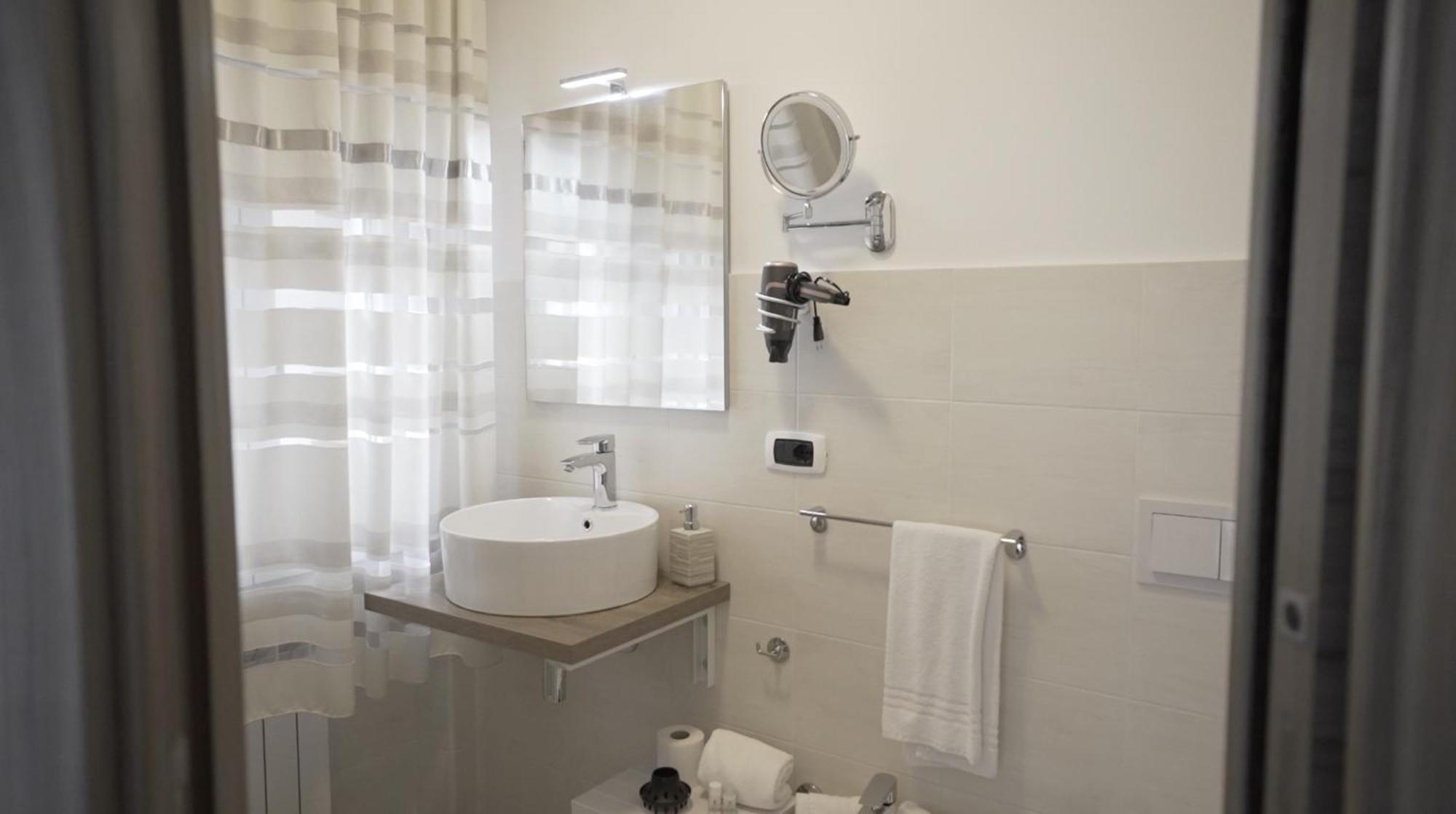 B&B Arco Dei Sogni Celano Bagian luar foto